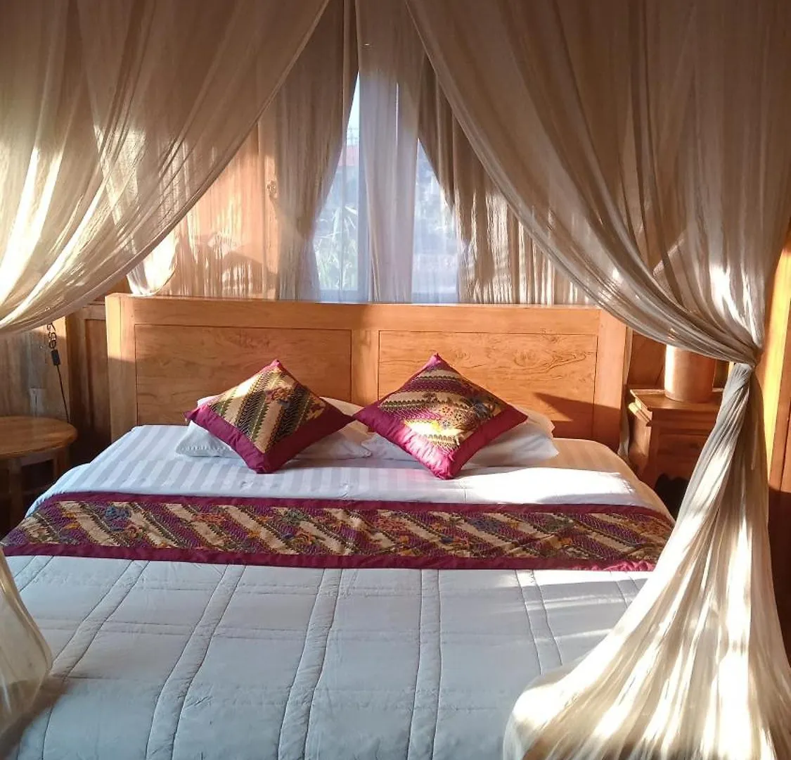 אובוד Villa Joglo House Nagi